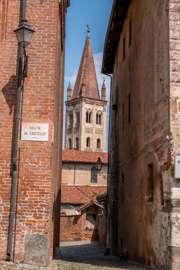 Saluzzo Historic Center Apartment エクステリア 写真